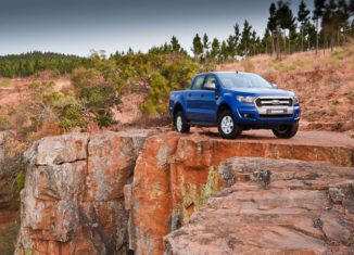 Ford Ranger on Cliff