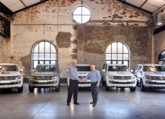 Matt Gennrich, General Manager: Communications at Volkswagen Group South Africa with Matthew Norval, Chief Operating Officer: Wilderness Foundation Africa at the handover of six Amaroks in Port Elizabeth.
