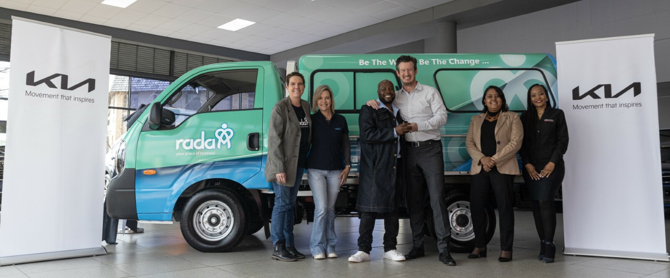 Kia donates R70,000 towards the RADA MiPad project