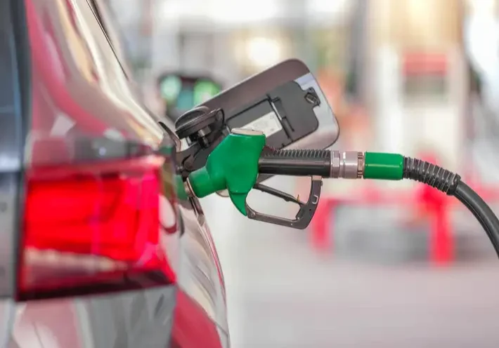 1800Distributor-on-a-Petrol-Station_HighRes